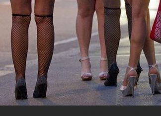 Проститутки и унитазы