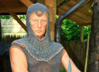 Ликом суров и руками силён