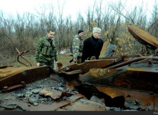 О любви немало песен сложено