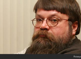 СЕНСАЦИЯ! Торт в Киеве заговорил по-русски!