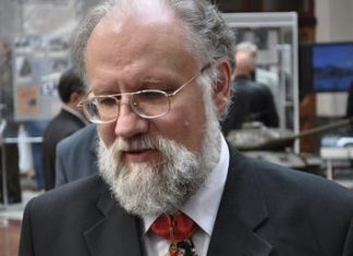 Главе ЦИК не дают пересесть с BMW на «УАЗ Патриот»