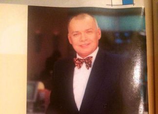 Дмитрий Киселёв: «в моем переезде в Киев есть своя логика. В Украине есть движение в обществе. А в России, к сожалению, его пока нет. Даже если взять формальные характеристики, скажем, промышленный рост. В Украине он гораздо выше. И так по многим параметрам…»