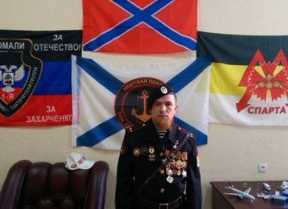 Поздравляем подводного парашютиста Моторолу с присвоением звания Героя СССР!