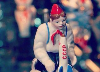 Гусь-Хрустальный фарфоровый завод заменил в магазинах игрушечных фашистов