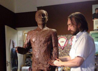 Легендарный Иван Семеныч снова угощает!