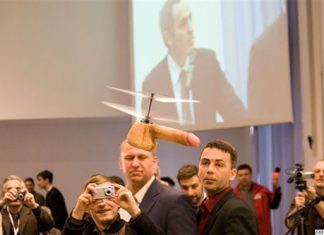 Отечественный летающий член на батарейках «подполковник Пешков» снова в строю