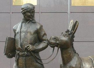 Або Шах, або Ишак, або Нах