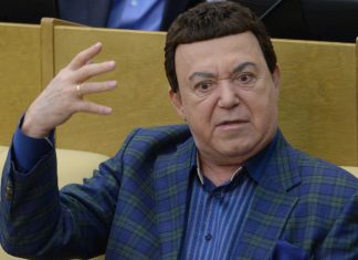 Иосиф Кобзон совершит самоубийство, Крыму купят 120000 турбин и робот Фёдор научился садиться на бутылку. Дайджест 29 июля.