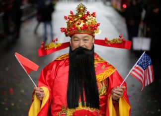 ИБО НЕХУЙ: Трамп запретил въезд в США ученым и аспирантам из Китая