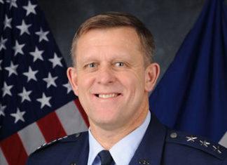 Знаменитый «генерал ВВС США» обманул москвичку на 4,5 миллиона рублей