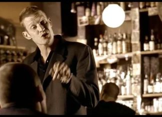 ПЕДРИЛЬНЫЙ КЛУБ «ЛЮБИТЕЛИ ПОЩЕКОТАТЬ ОЧКО» : Идя на дело, оставьте телефон дома