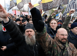 В любой непонятной ситуации — ищи украинский след, пассатижи и визитку Яроша