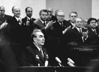 Брежнев: — мы находимся «в расцвете своего могущества»